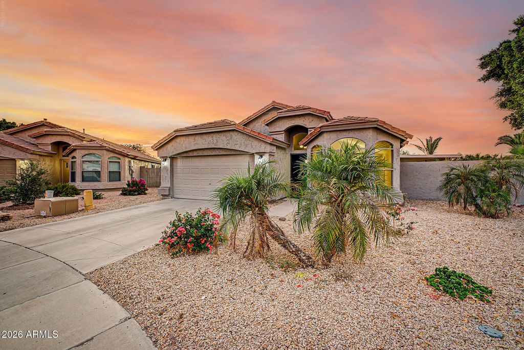 6462 W ESCUDA Road, Glendale, AZ 85308 — photo 2