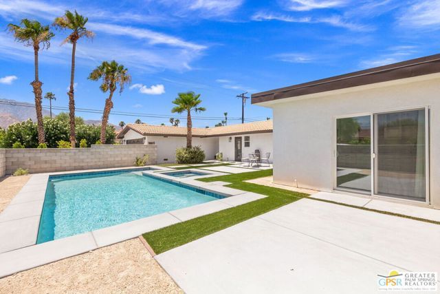 2800 E San Juan Road, Palm Springs, CA 92262