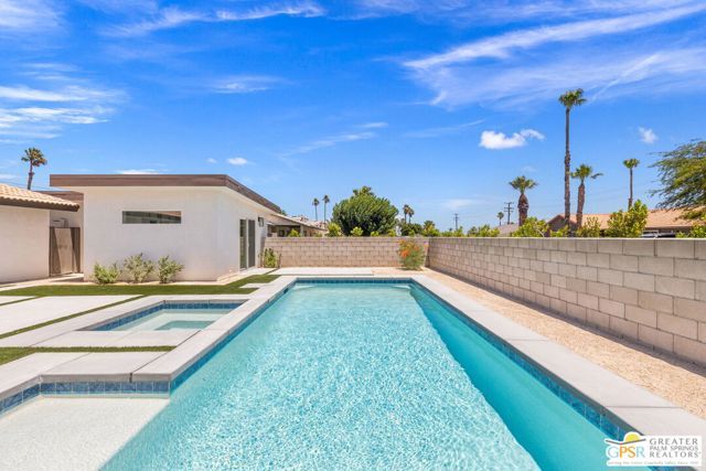 2800 E San Juan Road, Palm Springs, CA 92262