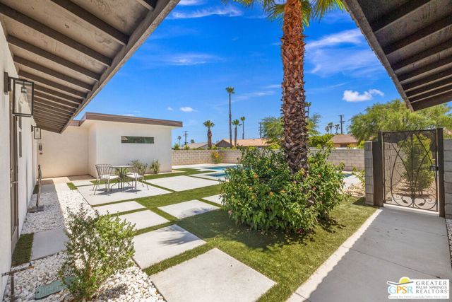 2800 E San Juan Road, Palm Springs, CA 92262