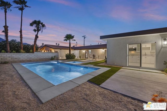 2800 E San Juan Road, Palm Springs, CA 92262