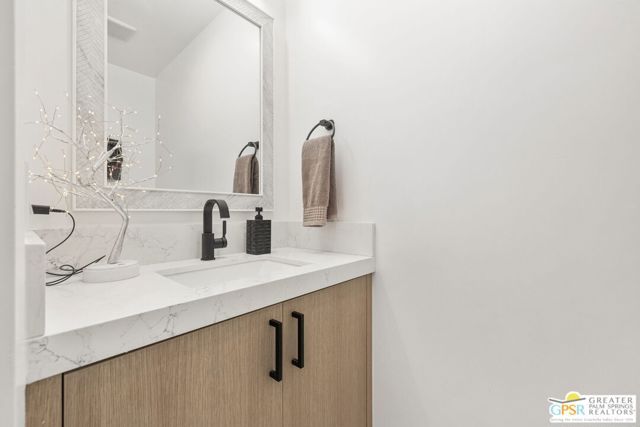 2800 E San Juan Road, Palm Springs, CA 92262