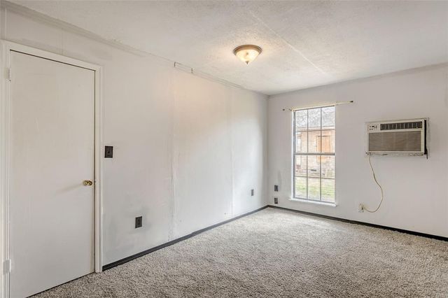 522 N Market Avenue, Shawnee, OK 74801