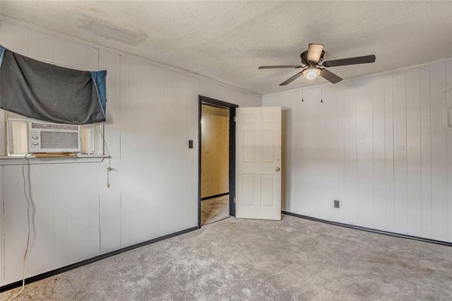 522 N Market Avenue, Shawnee, OK 74801