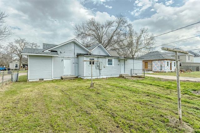 522 N Market Avenue, Shawnee, OK 74801