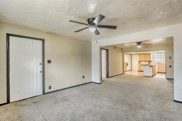 522 N Market Avenue, Shawnee, OK 74801