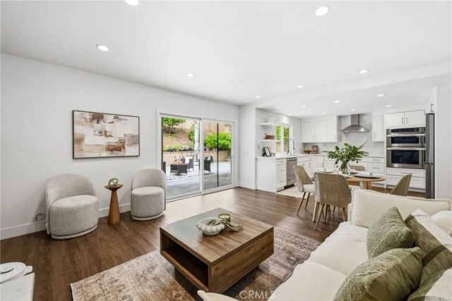 24661 Julie, Laguna Hills, CA 92653