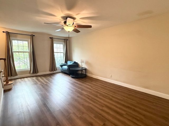 115 Jamestown Drive 115, Springfield, MA 01108