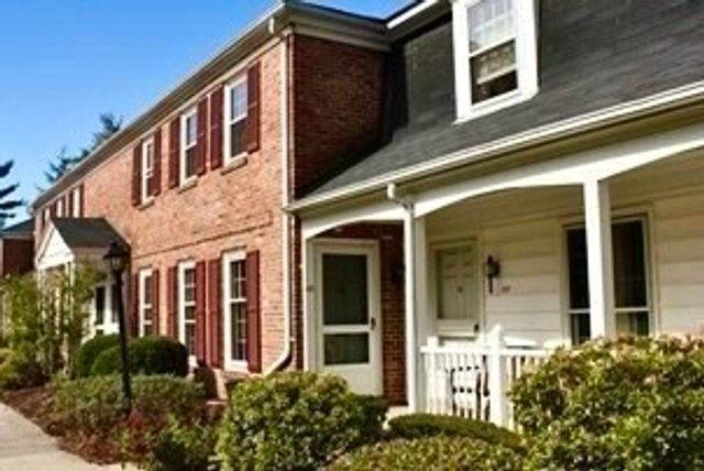 115 Jamestown Drive 115, Springfield, MA 01108