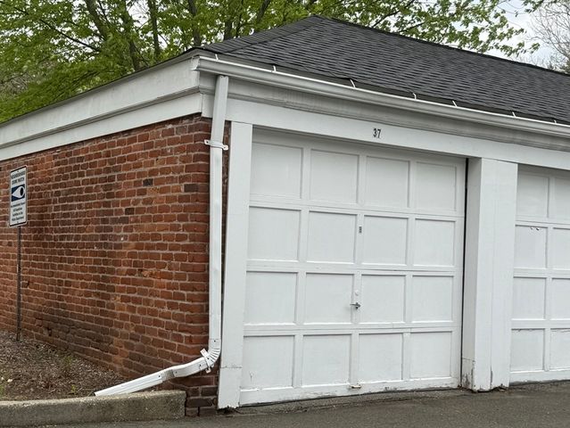 115 Jamestown Drive 115, Springfield, MA 01108
