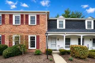 115 Jamestown Drive 115, Springfield, MA 01108