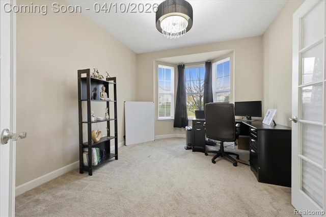 4930 E Stonegate Circle, Lake Orion, MI 48359