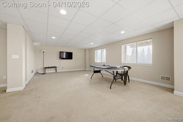 4930 E Stonegate Circle, Lake Orion, MI 48359