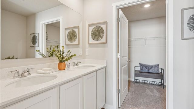 2356 SE Billings Place, West Des Moines, IA 50265