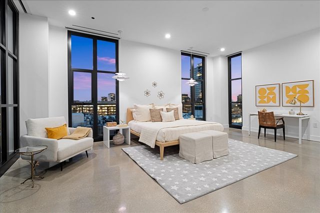 900 W Washington Boulevard PHW, Chicago, IL 60607