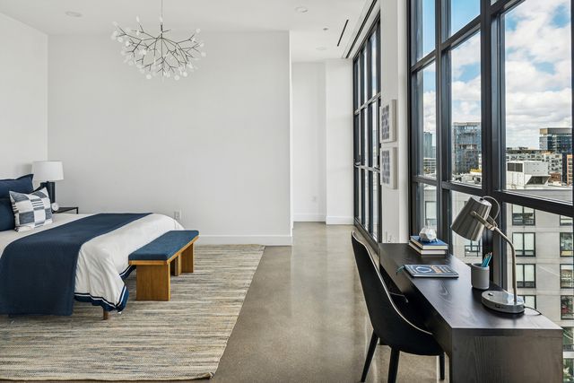 900 W Washington Boulevard PHW, Chicago, IL 60607