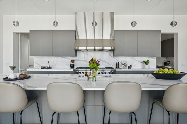 900 W Washington Boulevard PHW, Chicago, IL 60607