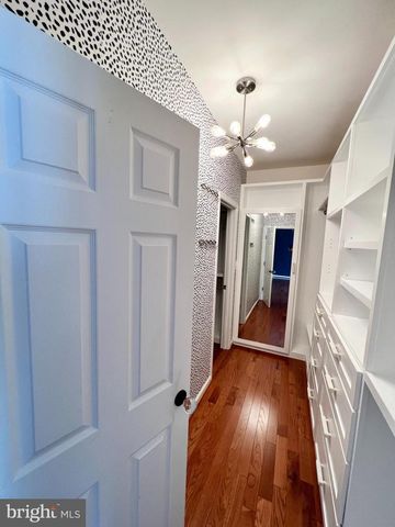 4240 SONIA CT, Alexandria, VA 22309