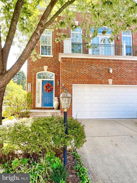 4240 SONIA CT, Alexandria, VA 22309