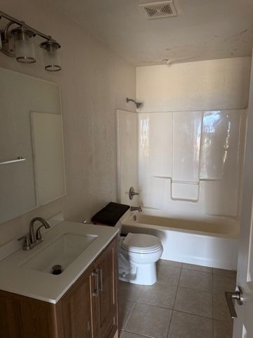 1085 Marshall Street, Vaughn, NM 88353