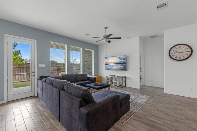 21755 N Enchanted Rock Drive, Porter, TX 77365