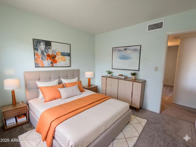 746 E STRAHAN Drive, Tempe, AZ 85283