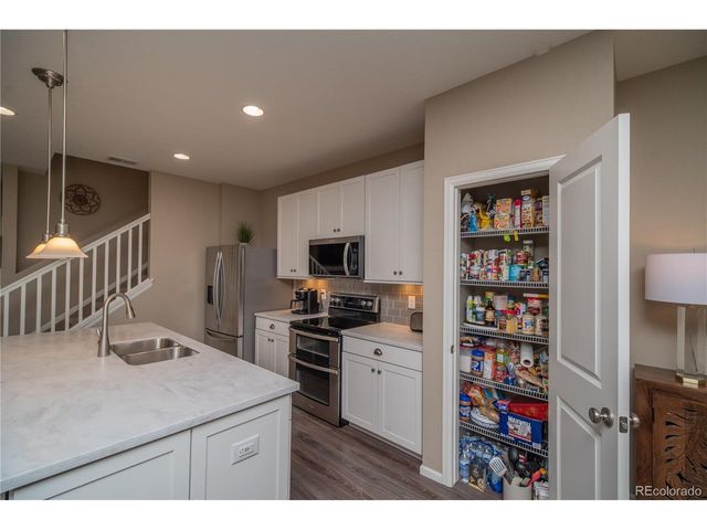 15280 W 69th Cir B, Arvada, CO 80007