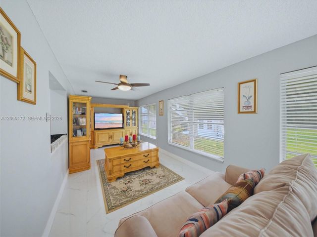 1221 NW 45th St, Deerfield Beach, FL 33064