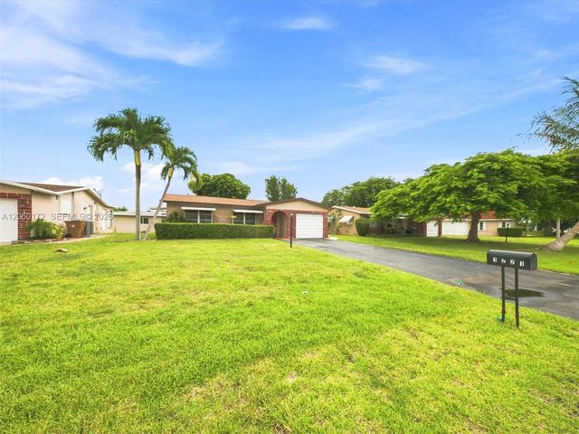 1221 NW 45th St, Deerfield Beach, FL 33064