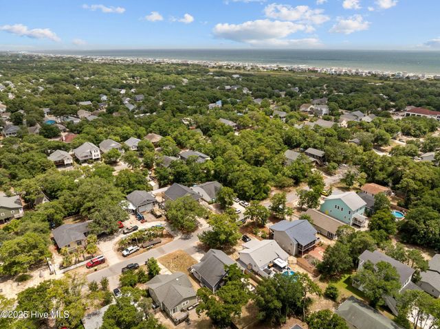 129 NE 1st Street, Oak Island, NC 28465