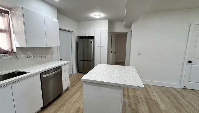 6810 SW 1st St 0, Miami, FL 33144