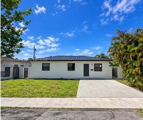 6810 SW 1st St 0, Miami, FL 33144