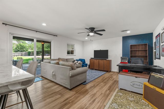 1009 Bob O Link, Woodway, TX 76712