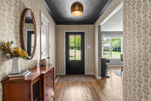 1009 Bob O Link, Woodway, TX 76712