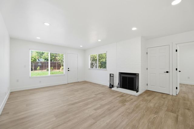 3125 Churchill Rd, Sacramento, CA 95864