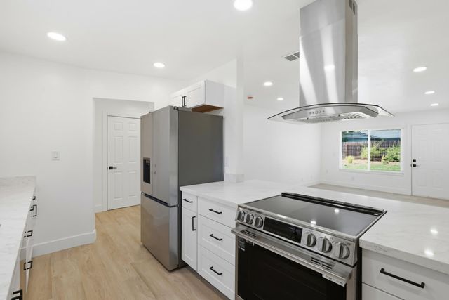 3125 Churchill Rd, Sacramento, CA 95864