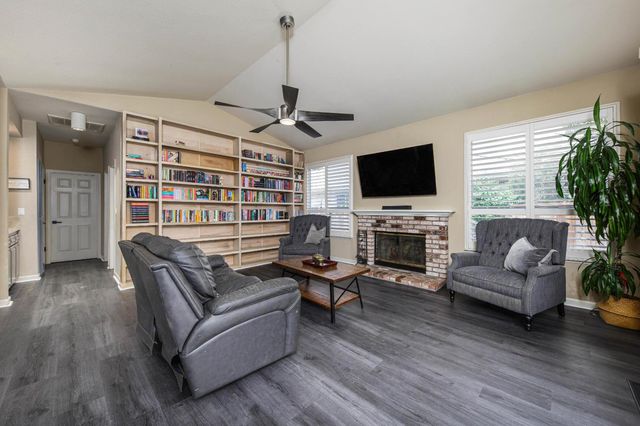 200 Avocado Pl, Brentwood, CA 94513
