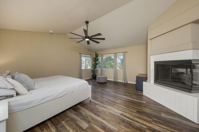 200 Avocado Pl, Brentwood, CA 94513