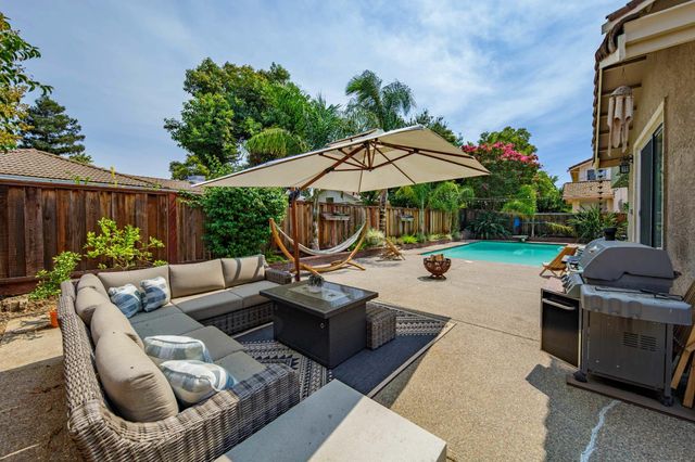 200 Avocado Pl, Brentwood, CA 94513