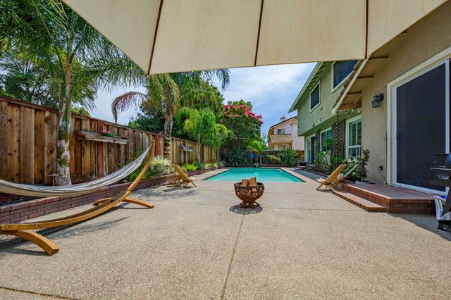 200 Avocado Pl, Brentwood, CA 94513