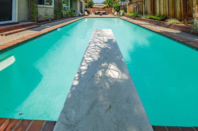 200 Avocado Pl, Brentwood, CA 94513