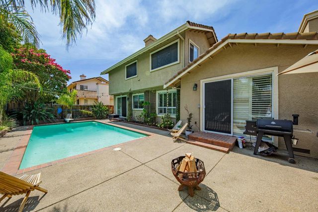 200 Avocado Pl, Brentwood, CA 94513