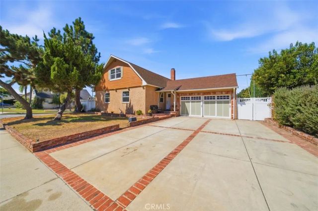 805 N Lyman Avenue, Covina, CA 91724