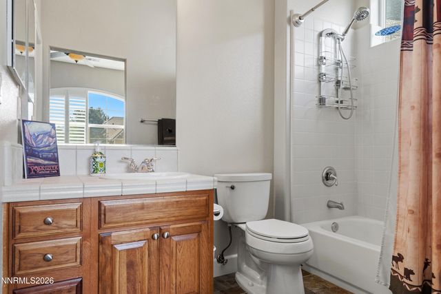 3272 Dog Leg Drive, Minden, NV 89423