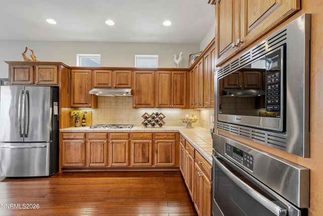 3272 Dog Leg Drive, Minden, NV 89423
