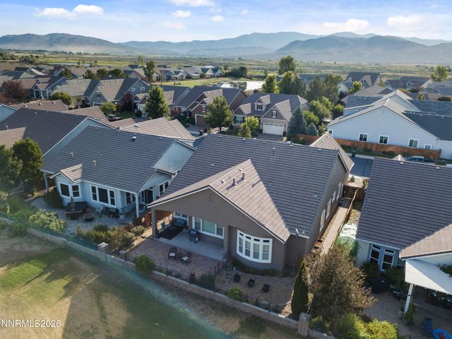 3272 Dog Leg Drive, Minden, NV 89423