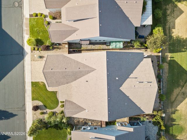 3272 Dog Leg Drive, Minden, NV 89423