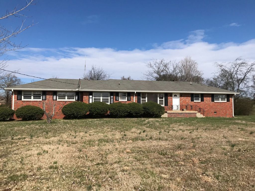 2525 Leeville Pike, Lebanon, TN 37090