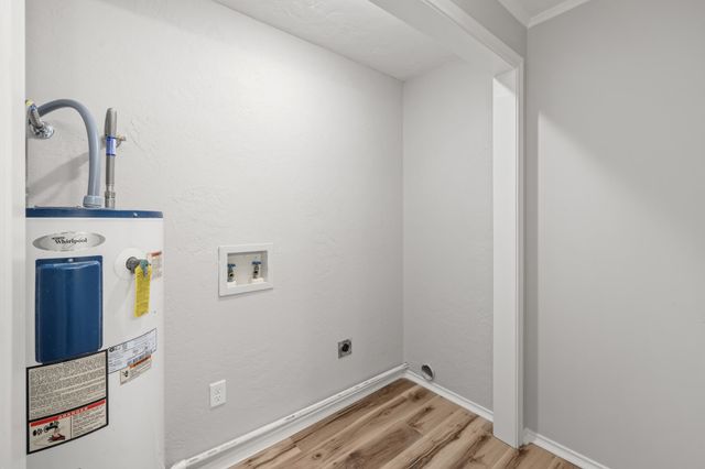 122 Brierwood Dr, Palestine, TX 75801