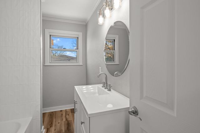 122 Brierwood Dr, Palestine, TX 75801